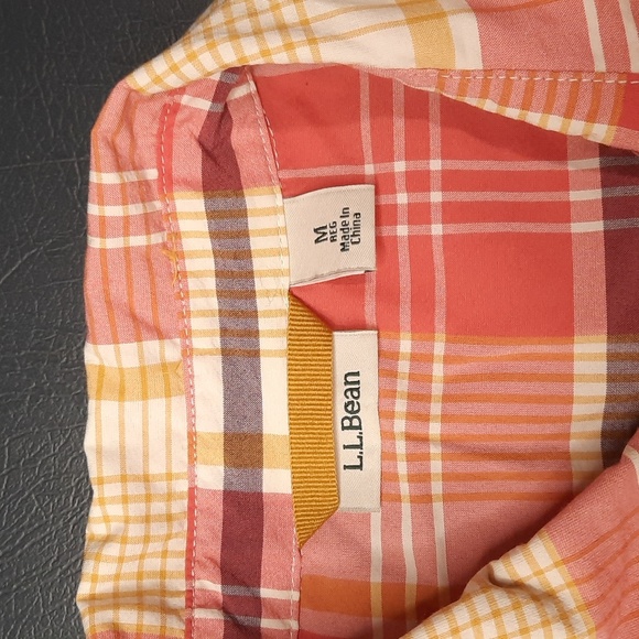 L.L.Bean pink plaid short sleeve beach cruiser button up top, size medium - Picture 8 of 12